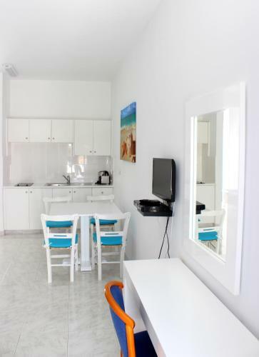 Flokkas Hotel Apartments