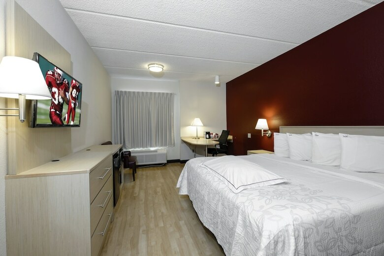 Hotel Red Roof Inn Plus+ Gainesville