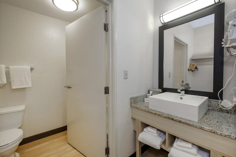 Hotel Red Roof Inn Plus+ Gainesville