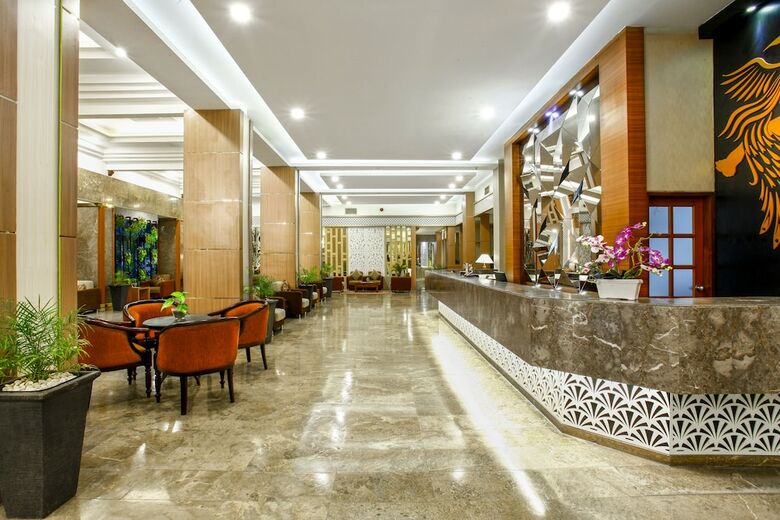 Hotel Grand Inna Tunjungan