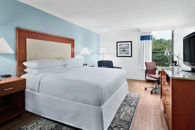 Hotel Four Points By Sheraton Richmond Airport