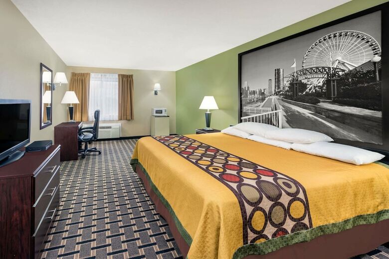 Hotel Super 8 By Wyndham Anna