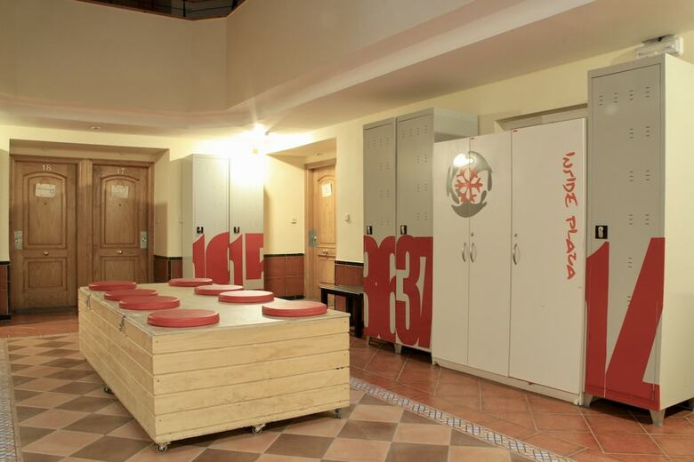 Apartamentos Inside Plaza Sierra Nevada