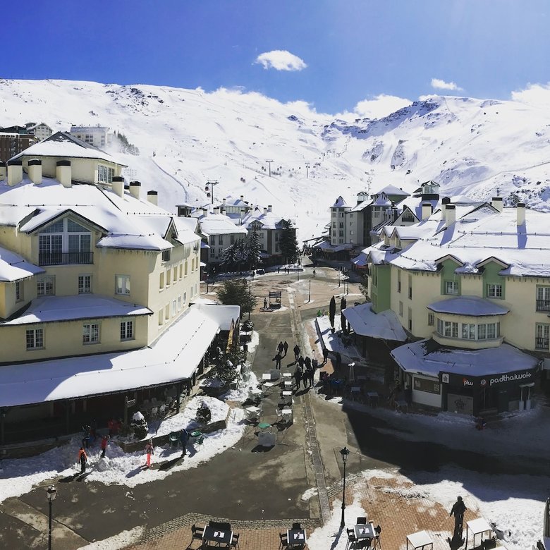 Apartamentos Inside Plaza Sierra Nevada