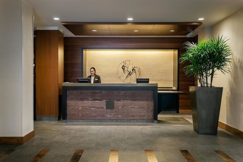 Hotel Doubletree By Hilton San Francisco Airport