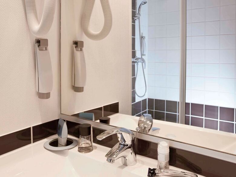 Hotel Ibis Paris Porte de Montreuil