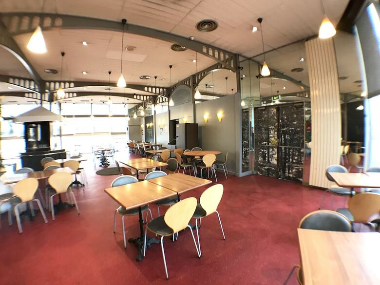 Hotel Ibis Paris Porte de Montreuil