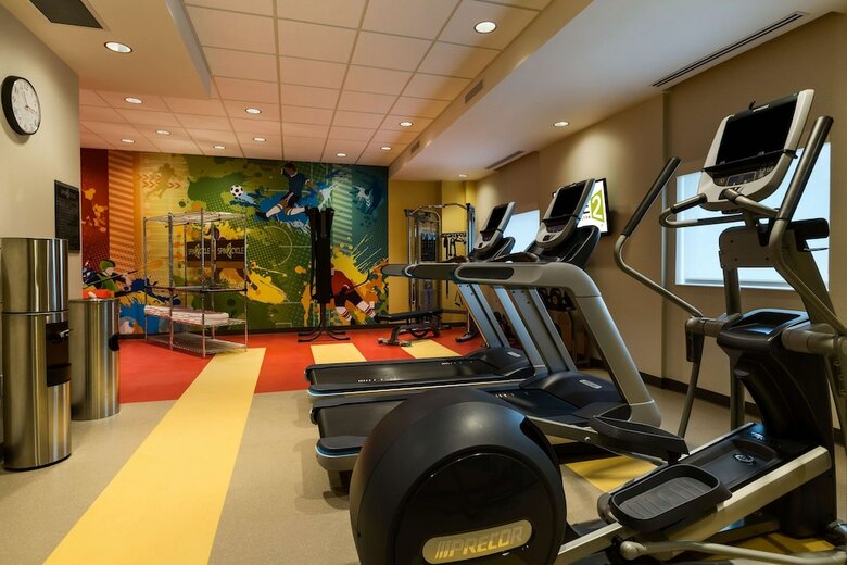 Hotel Home2 Suites By Hilton West Edmonton, Alberta, Canada
