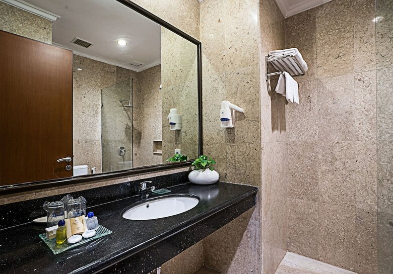 Royal Tretes View Hotel & Convention