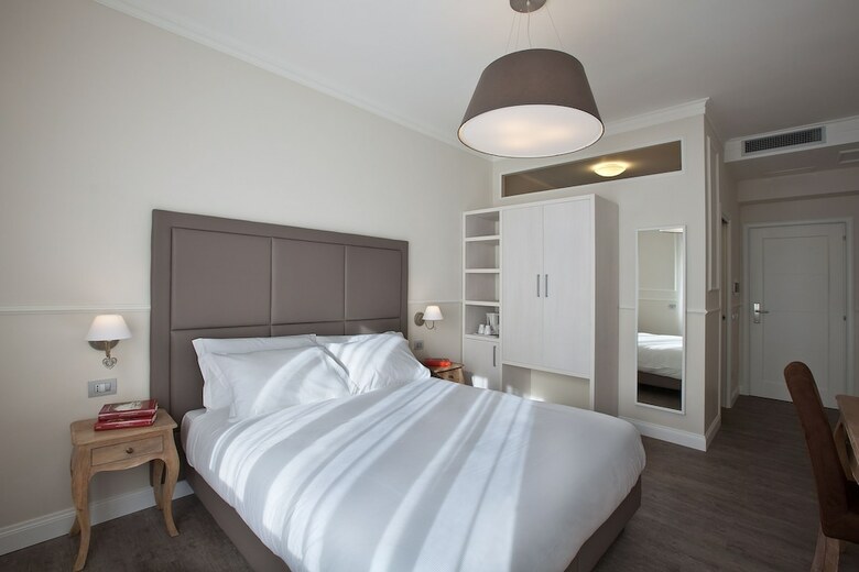 Hotel Seven Suites