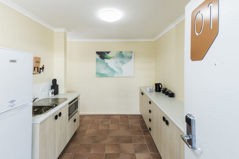 Motel Nightcap At Balaclava Hotel