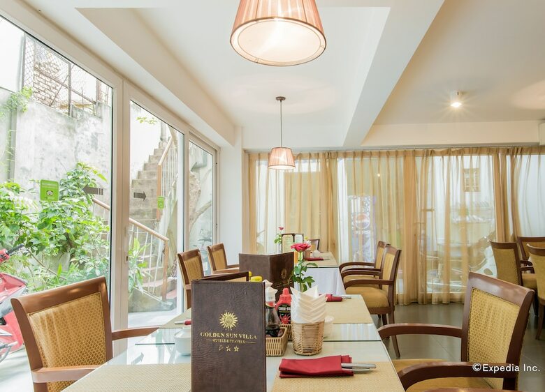 Golden Sun Villa Hotel