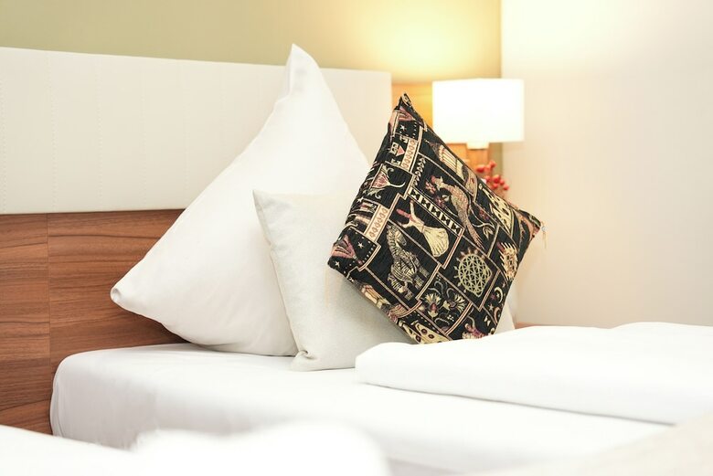 Hotel Attach�