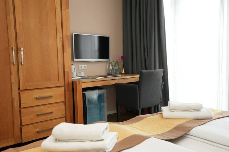 Hotel Attach�