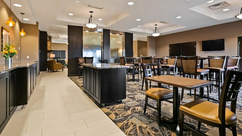 Hotel Best Western Plus Okotoks Inn & Suites