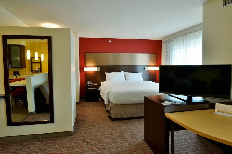 Hotel Residence Inn By Marriott Omaha Aksarben Village