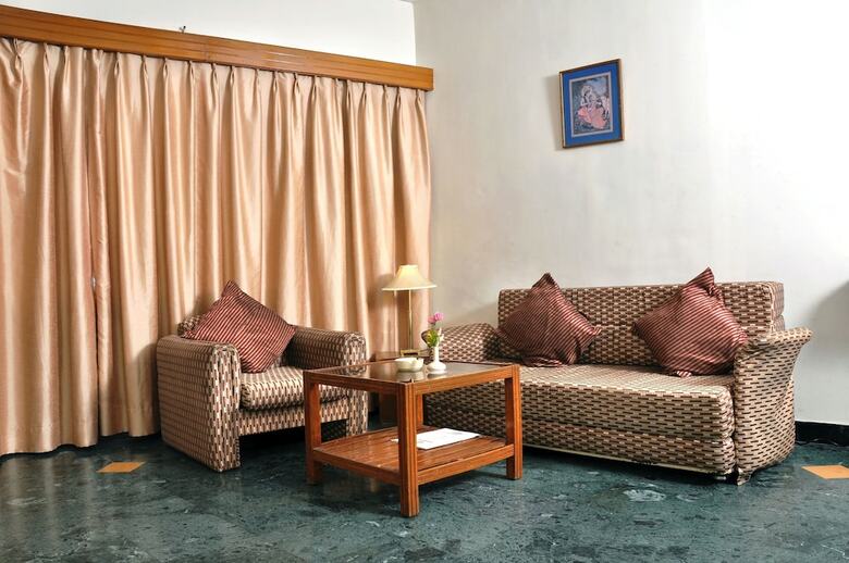 Hotel Vishnupriya
