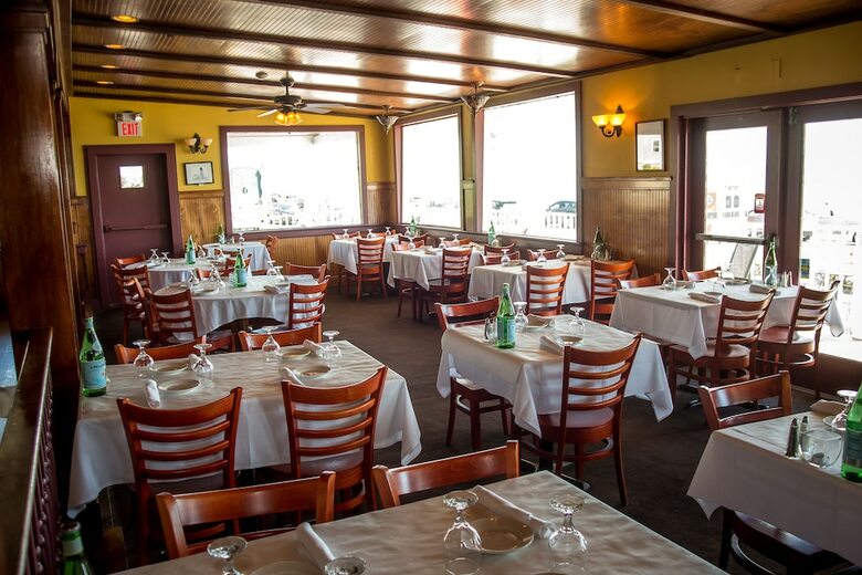 Hotel Ocean Rose Inn