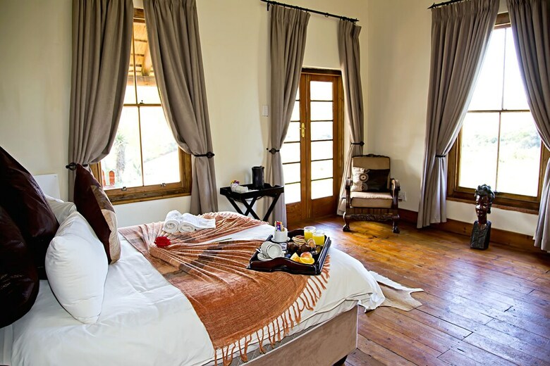 Posada Addo Bush Palace Private Reserve