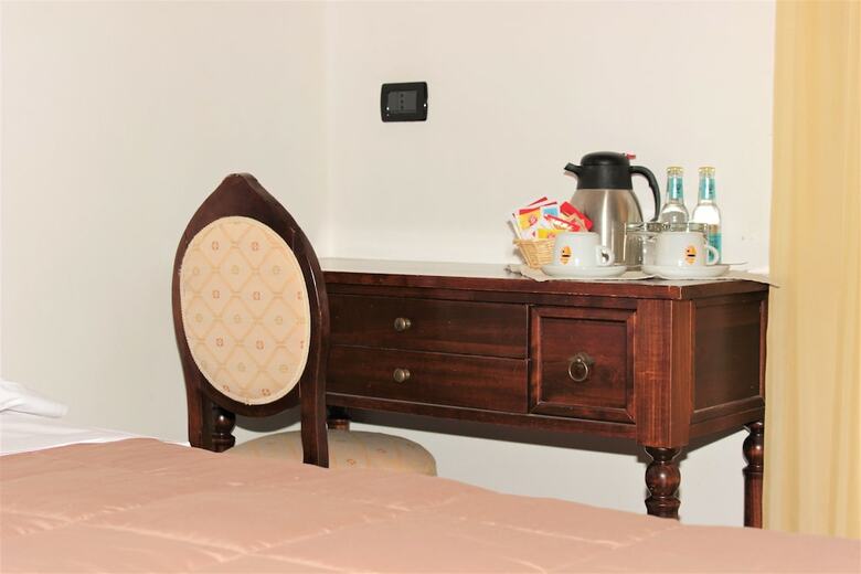 Hotel Albergo Navene