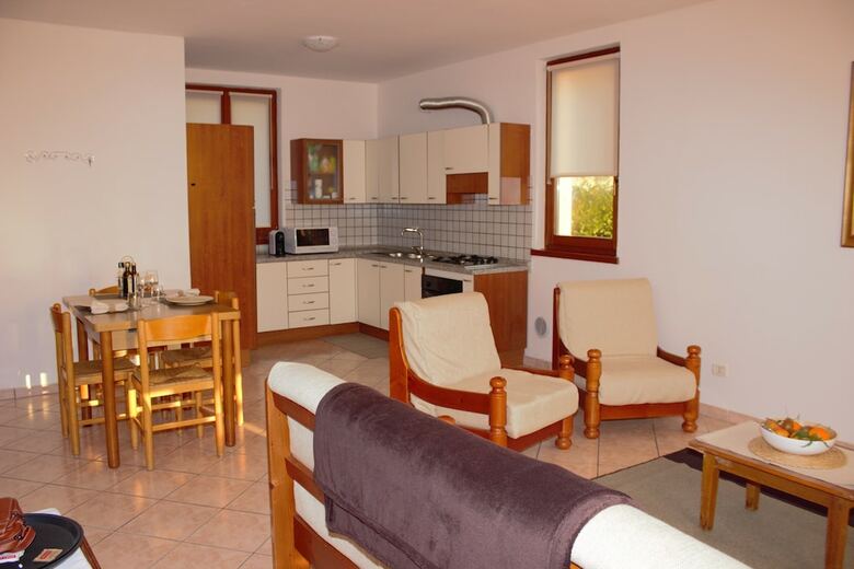 Hotel Albergo Navene