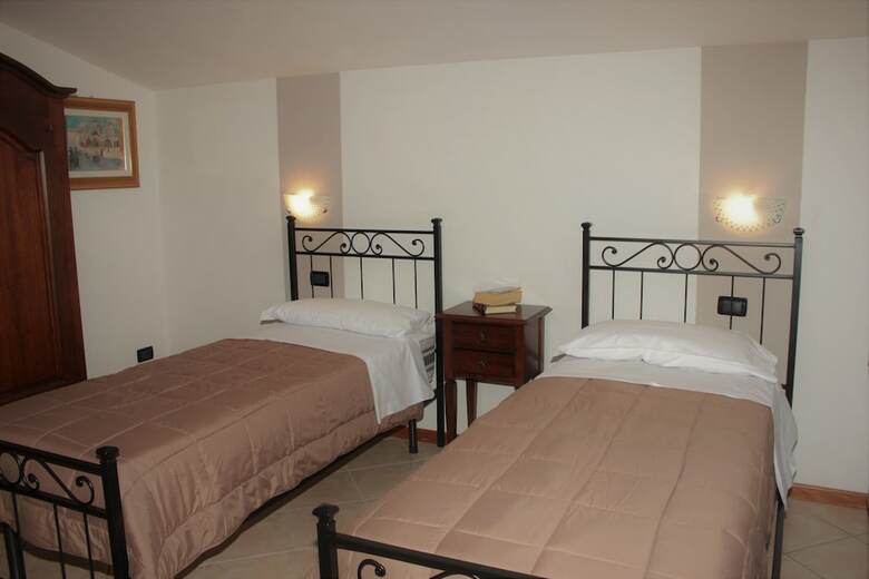 Hotel Albergo Navene