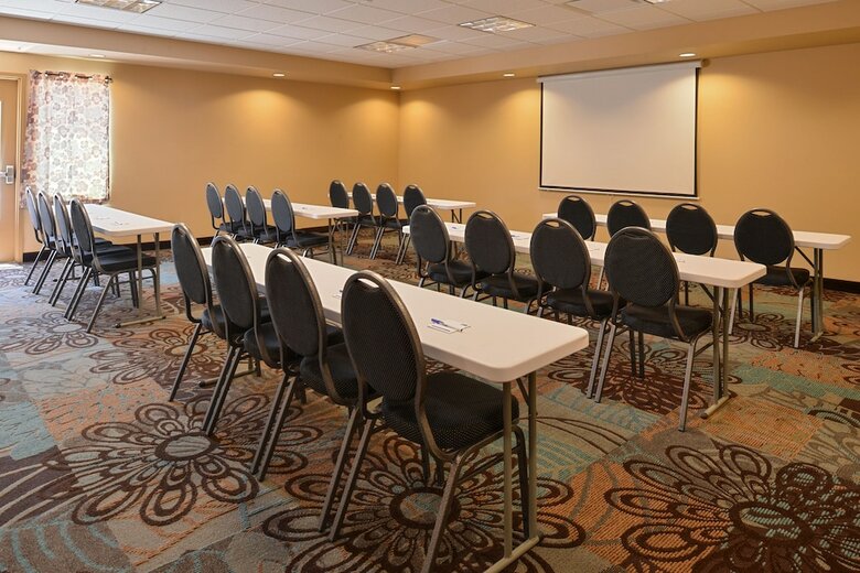 Hotel Holiday Inn Express & Suites Globe