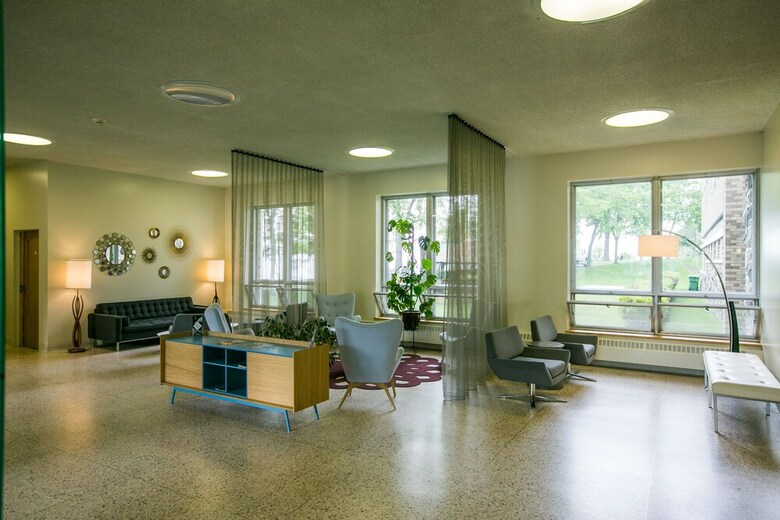 Hotel Manoir D'youville