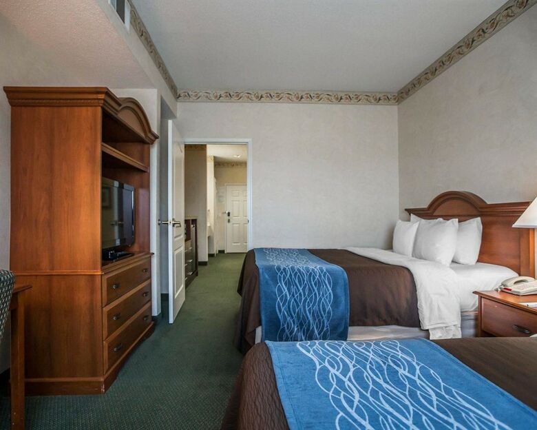Hotel Quality Inn & Suites