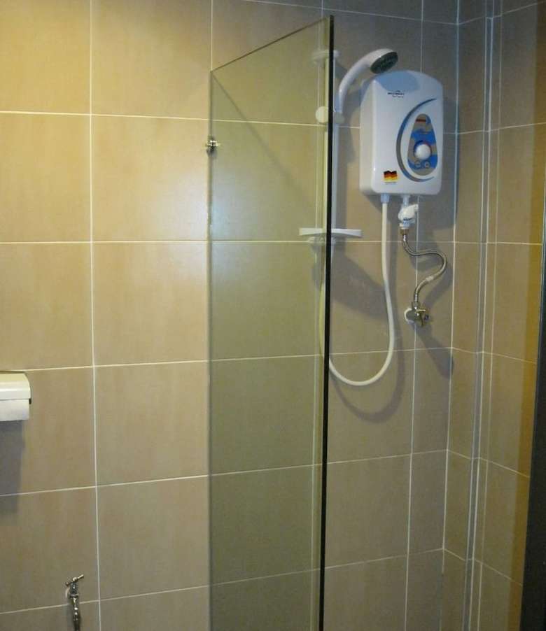 Hotel Ciq, Lumba Kuda