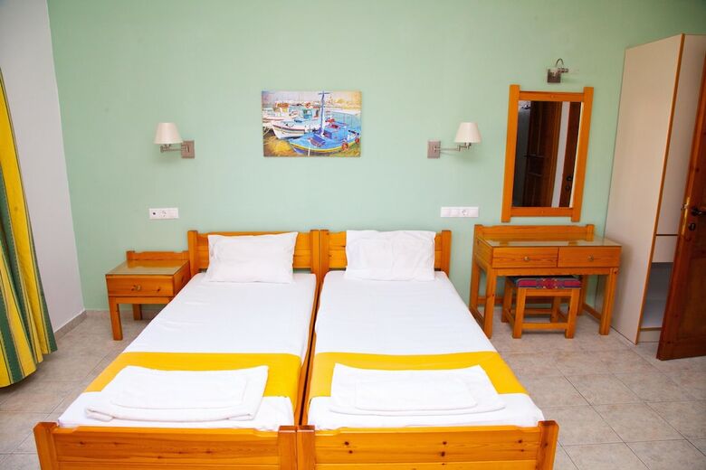 Hotel Frida Village