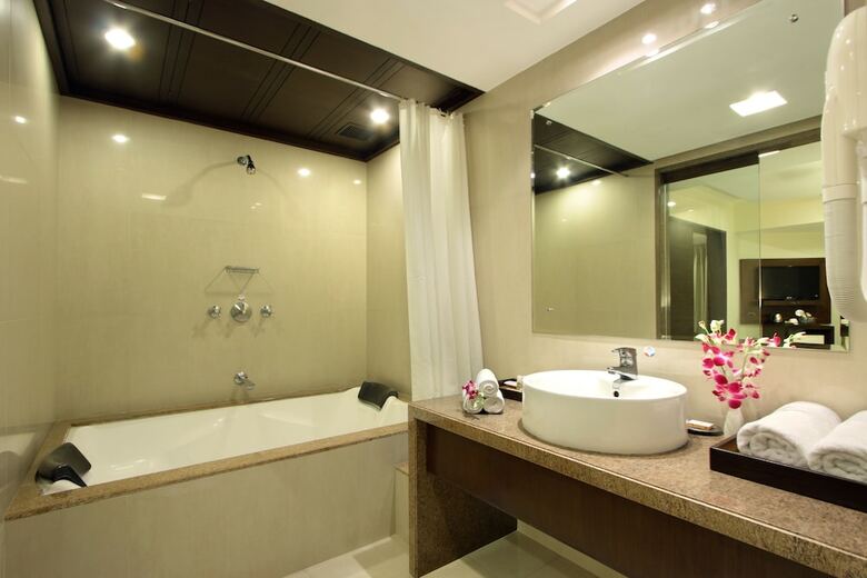 Hotel Express Residency