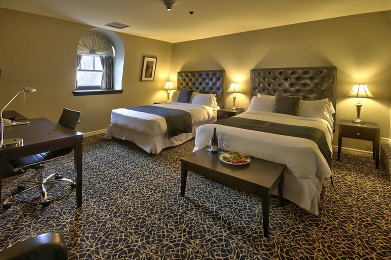 Hotel Clarendon