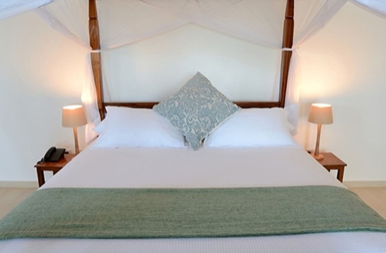 Hotel Kisiwa On The Beach