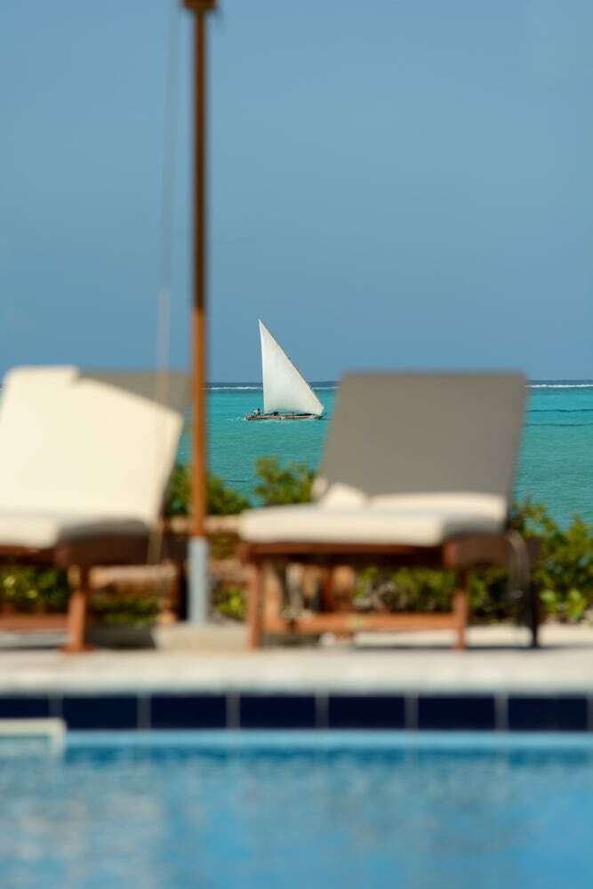 Hotel Kisiwa On The Beach