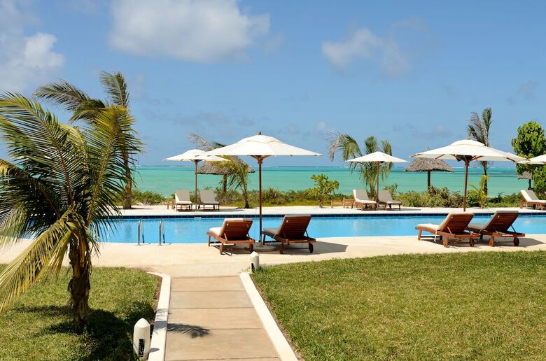 Hotel Kisiwa On The Beach