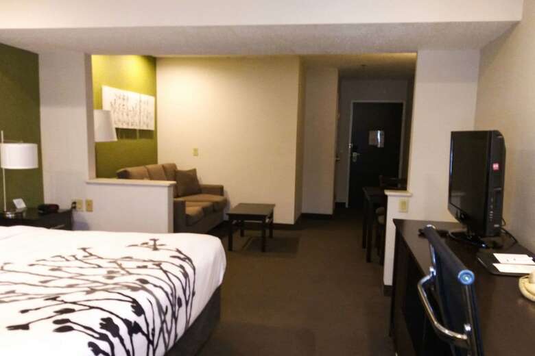 Hotel Sleep Inn & Suites