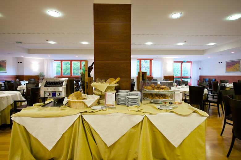 Hotel Four Points By Sheraton Siena