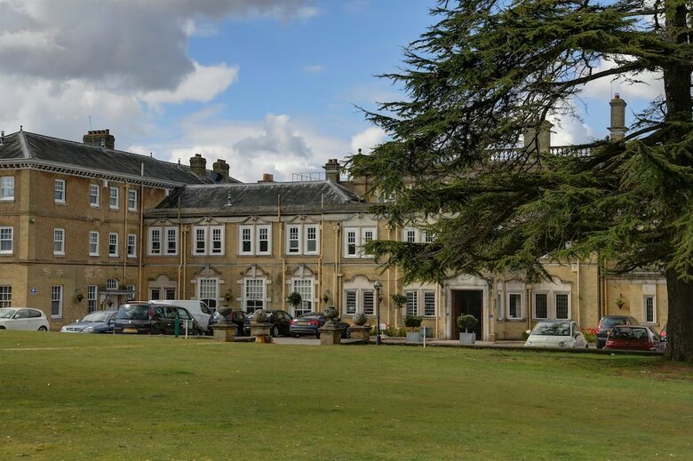 Best Western Chilworth Manor Hotel