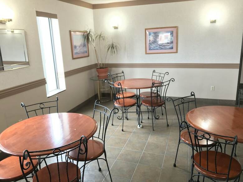 Hotel Burlington Stay Inn
