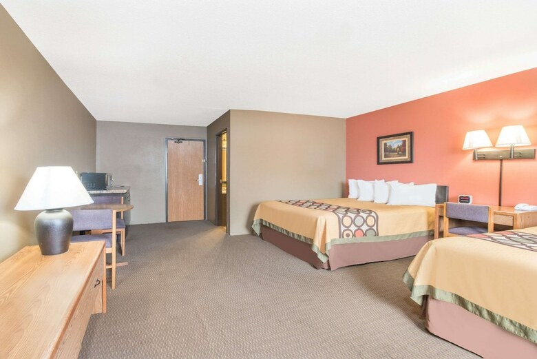 Motel Super 8 By Wyndham Warroad