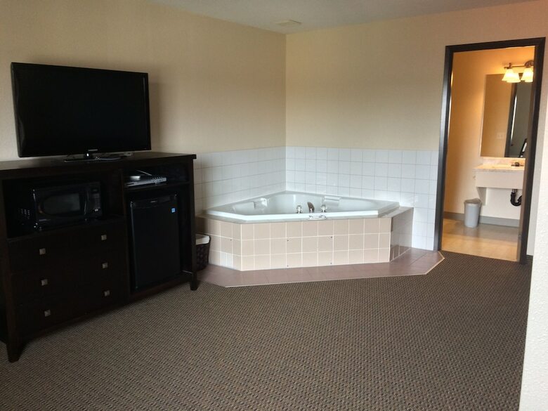 Motel Super 8 By Wyndham Strathmore