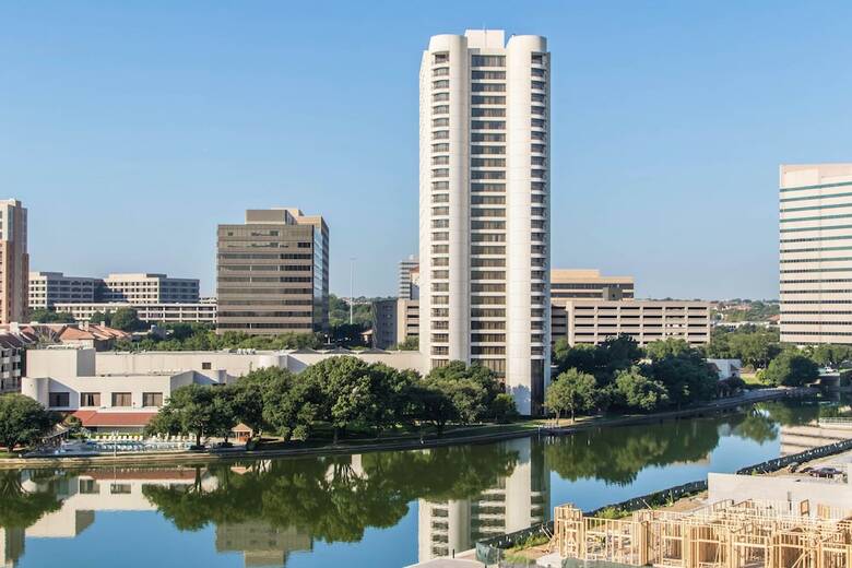 Omni Mandalay Hotel At Las Colinas