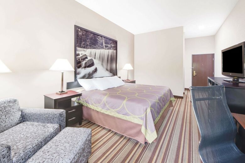 Hotel Super 8 By Wyndham Monett