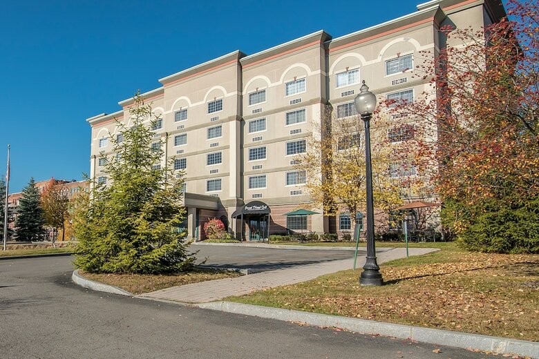 Clarion Hotel - Downtown - University Area