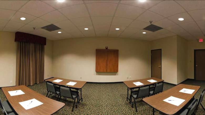 Hotel Holiday Inn Express And Suites
