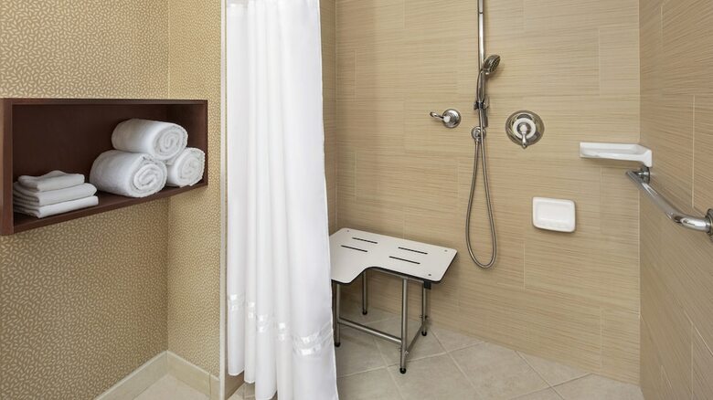 Doubletree By Hilton Hotel Sunrise - Sawgrass Mills