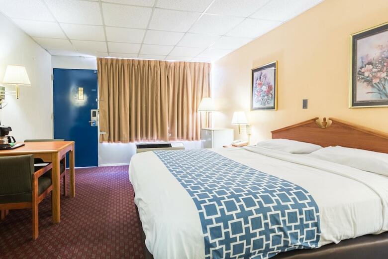 Hotel Rodeway Inn