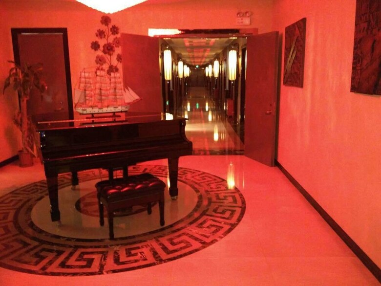 Hot Spring Hotel