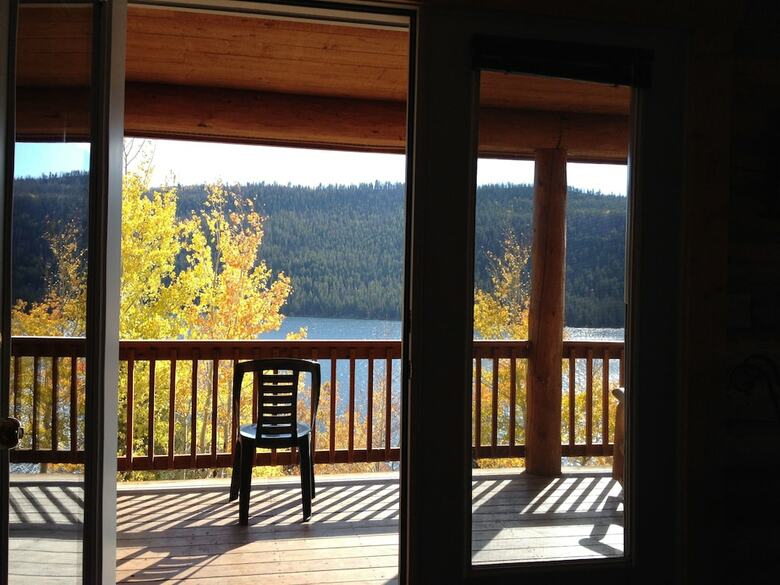 Hotel Half Moon Lake Lodge